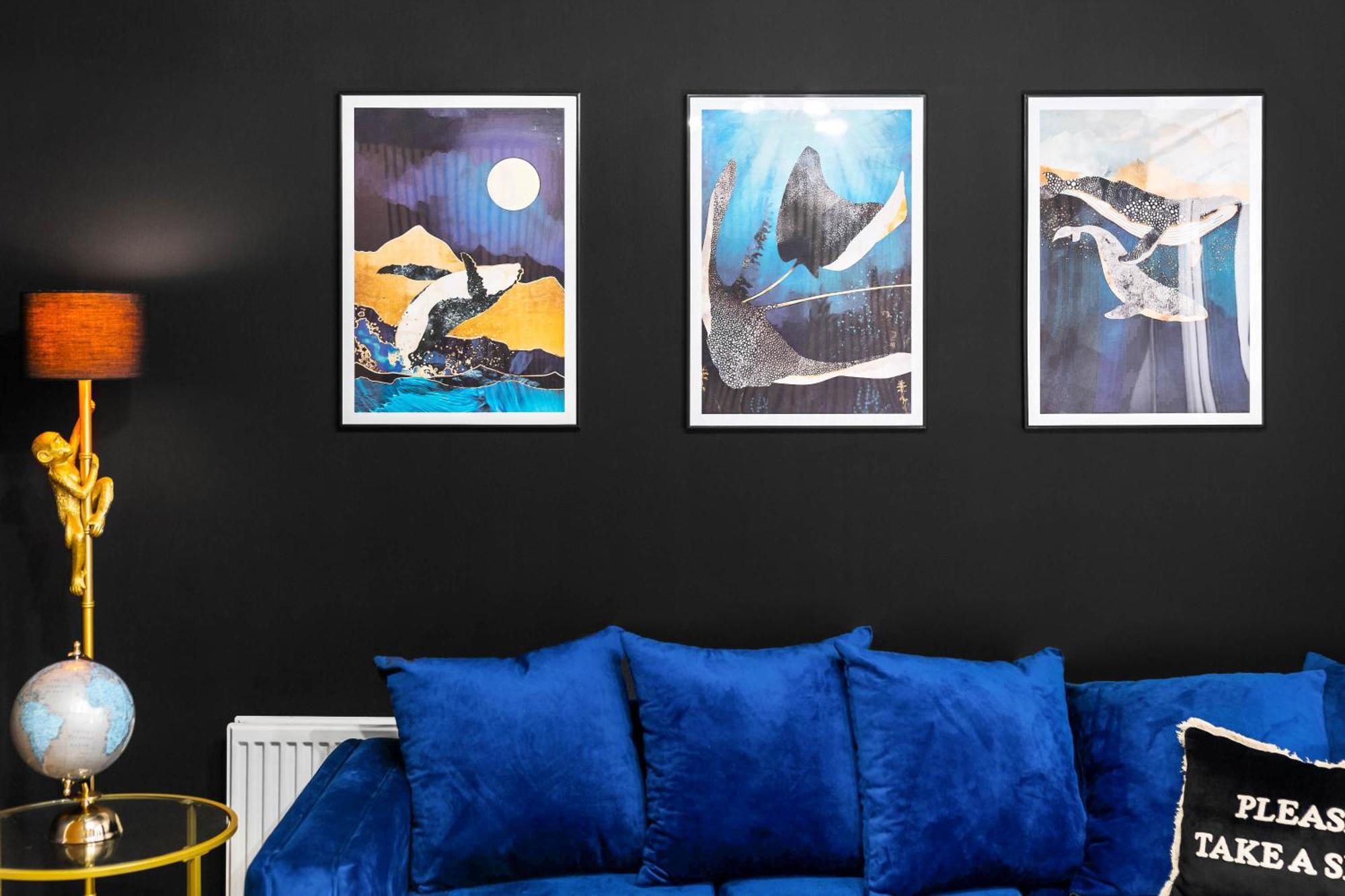 Stylish Manchester 4 Bed House W/Garden ✘ Sleeps 9 - Salford ☆ Free Parking → Smart Tvs In Every Bedroom ☆ Free Netflix & Ultra Fast Wifi ✪ 6 Min To City Centre, Close To Trafford Centre, Etihad Stadium, Manchester Arena, Clubs & More! 外观 照片